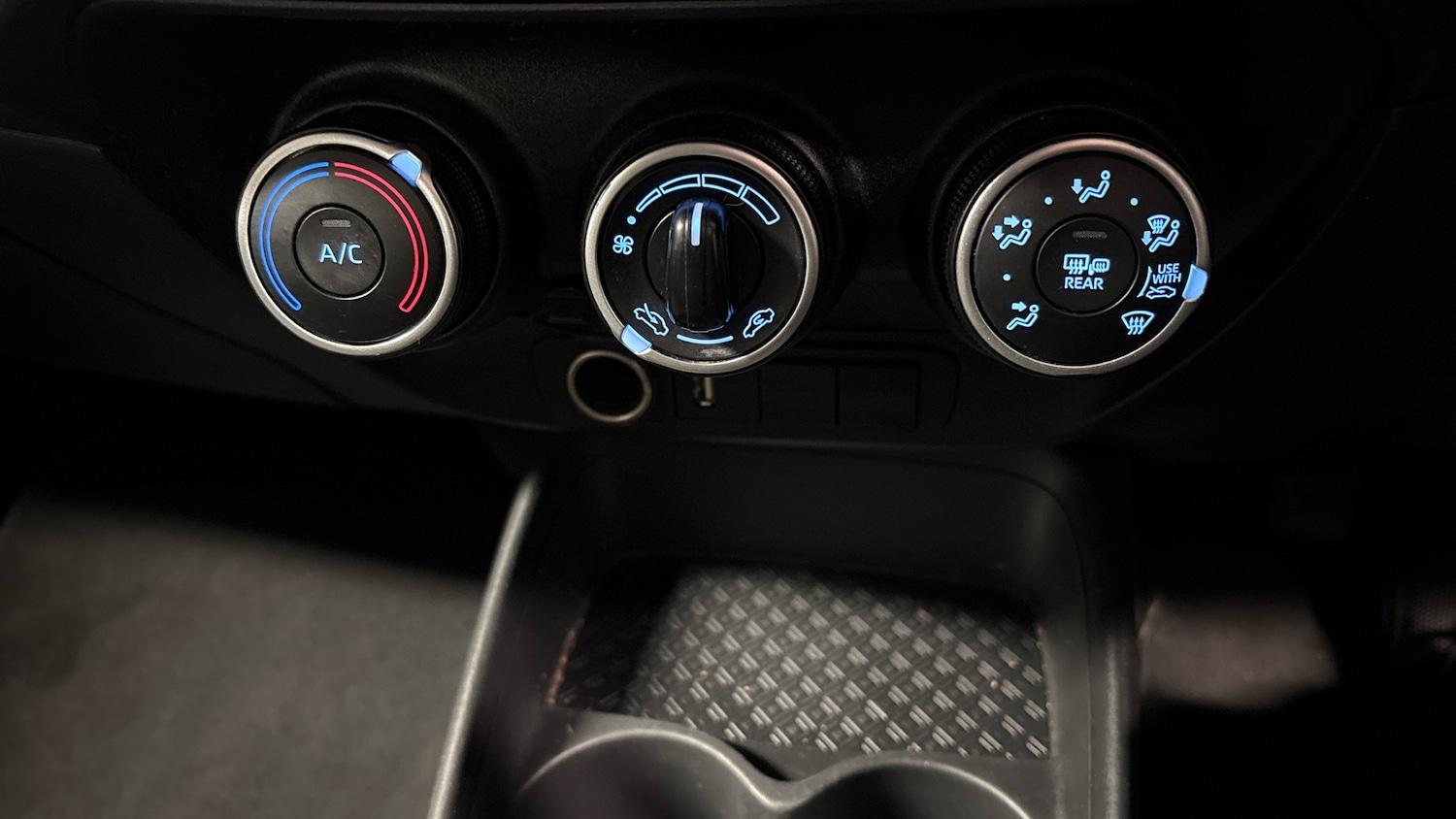 Used Toyota Aygo X 2023 for sale - 77446161: Photo 37