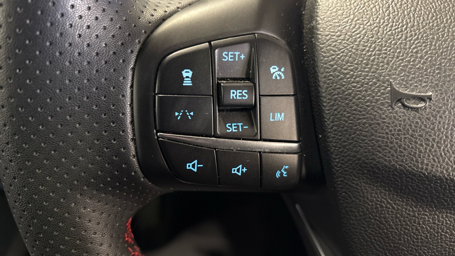 Used Ford Kuga 2024 for sale - 77945314: Photo 31