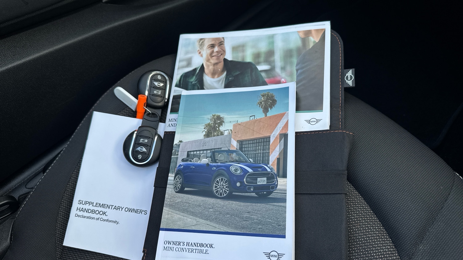 Used MINI Convertible 2019 for sale - 76784802: Photo 19