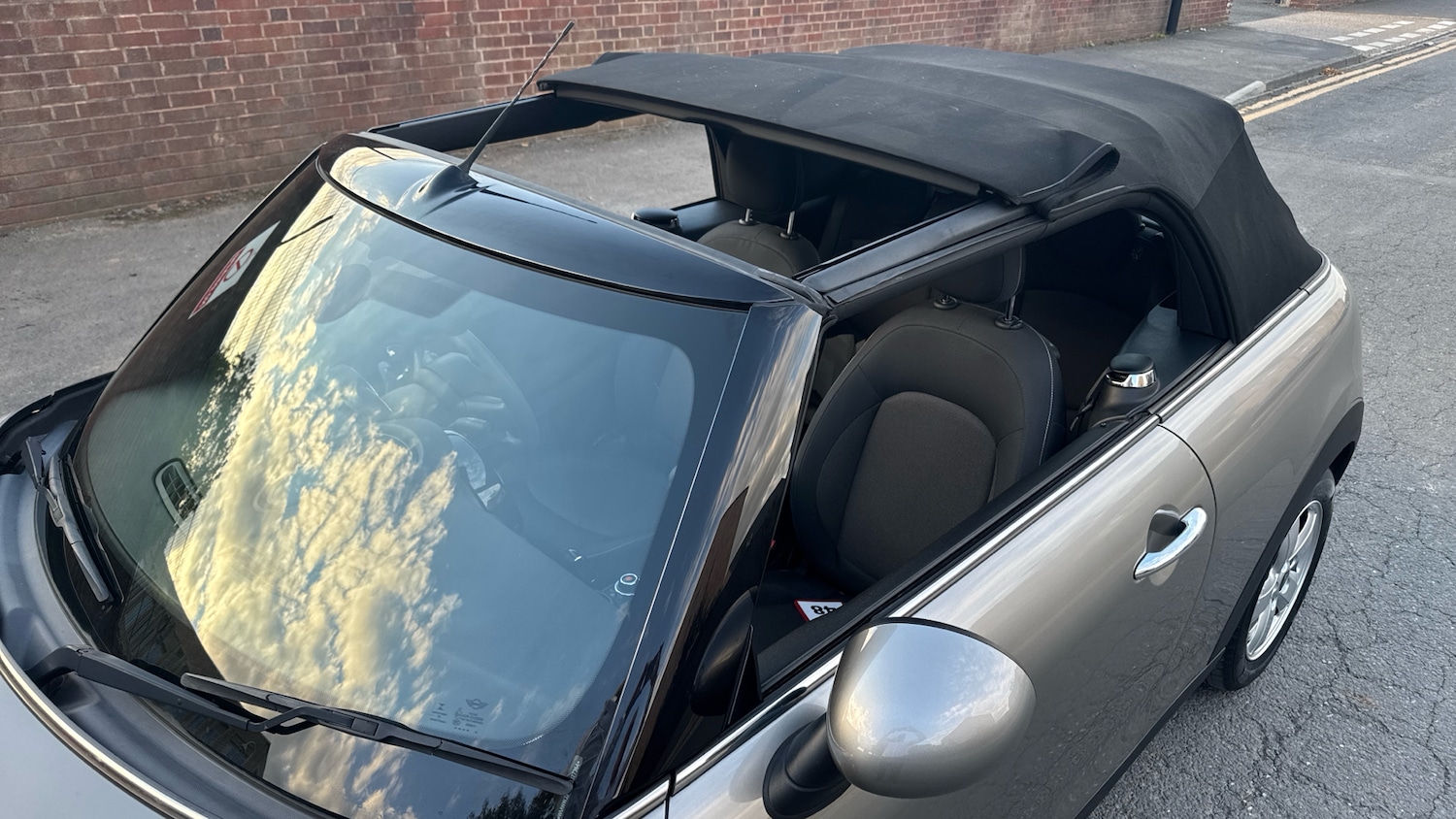 Used MINI Convertible 2019 for sale - 76784802: Photo 41