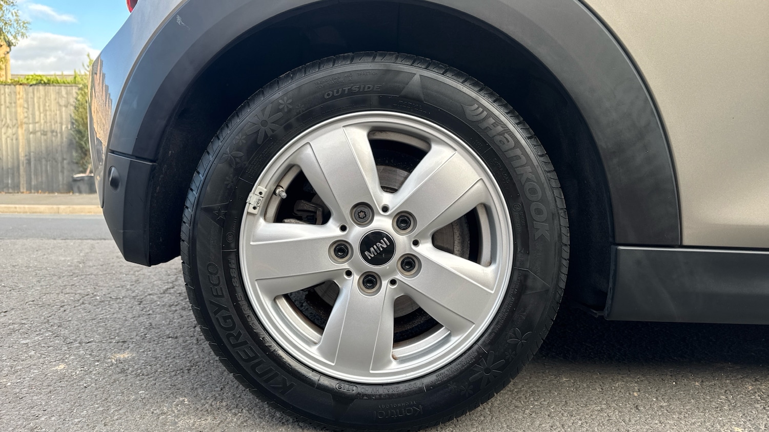 Used MINI Convertible 2019 for sale - 76784802: Photo 7