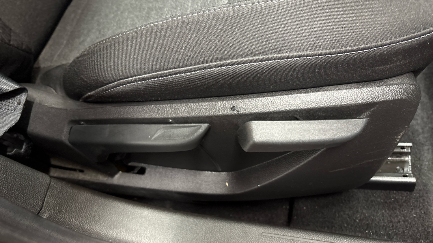 Used Renault Clio 2020 for sale - 77160621: Photo 53