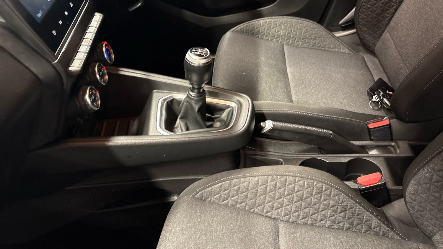 Used Renault Clio 2020 for sale - 77160621: Photo 84