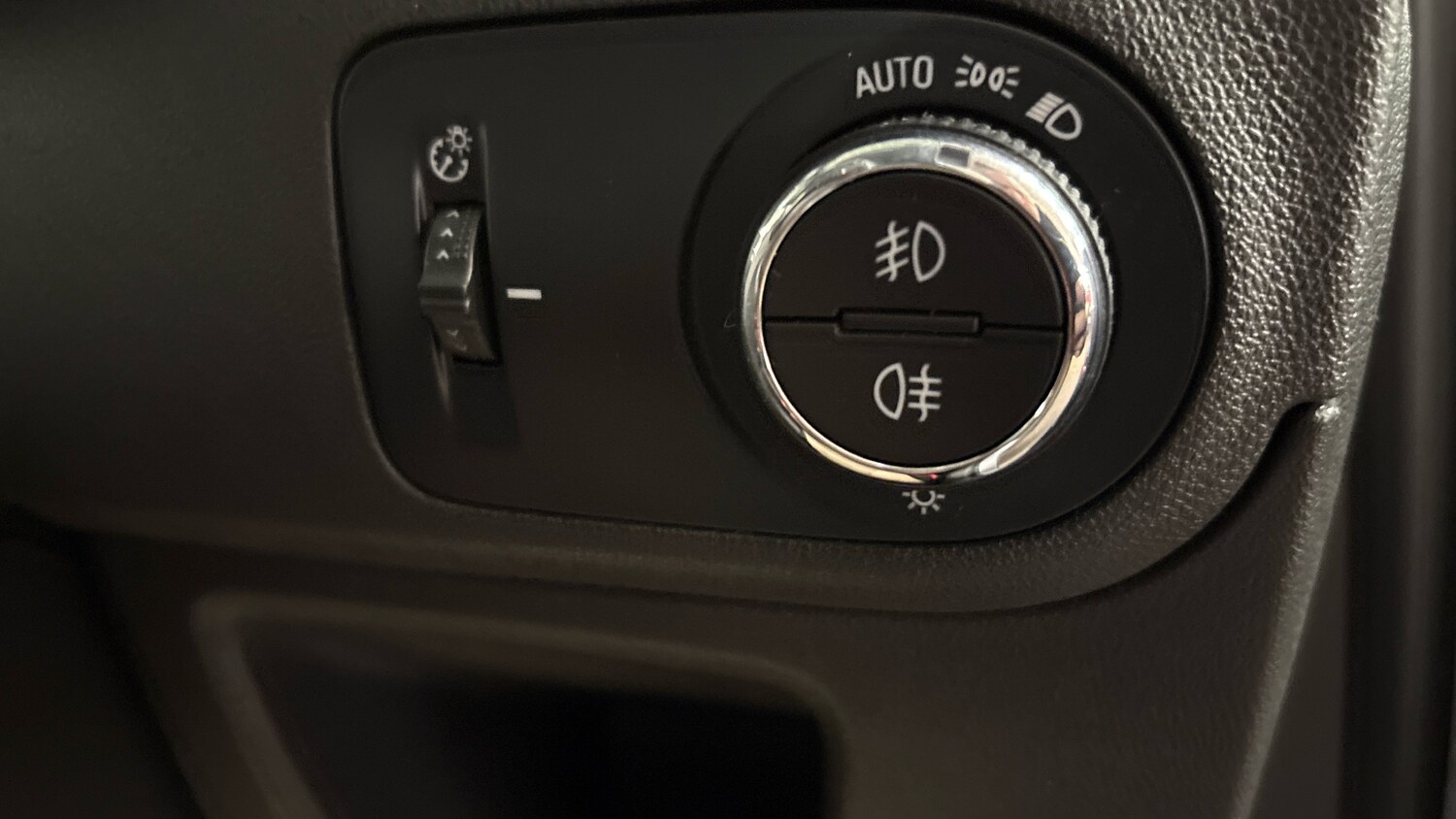 Used Vauxhall Crossland 2021 for sale - 76612535: Photo 27