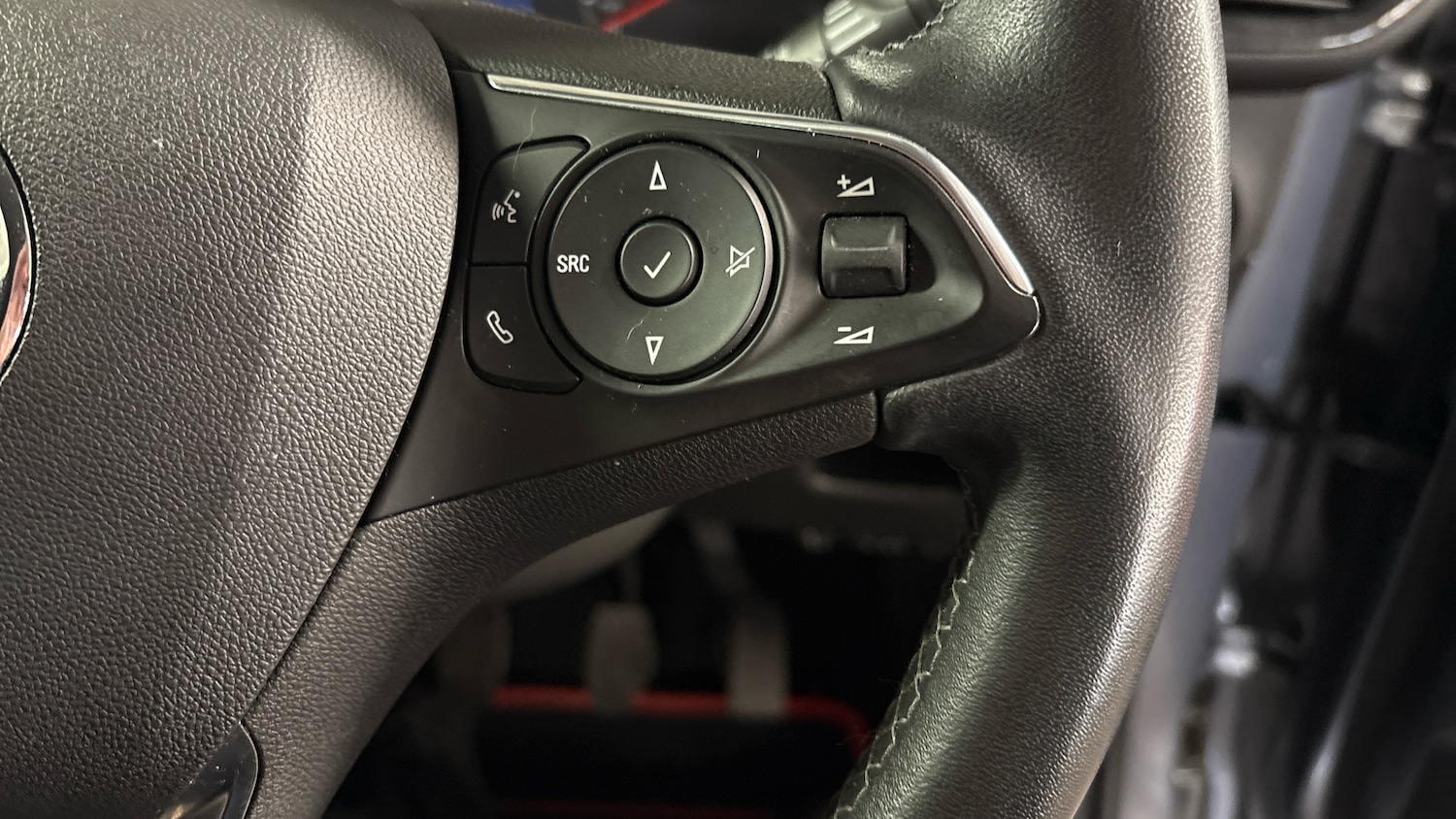 Used Vauxhall Crossland 2021 for sale - 76612535: Photo 28