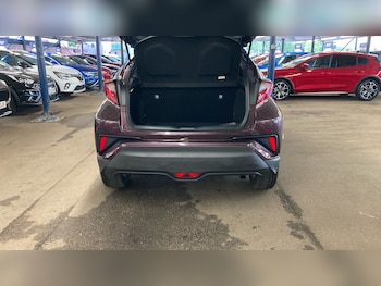 Used Toyota C-HR 2022 for sale - 75332211: Photo