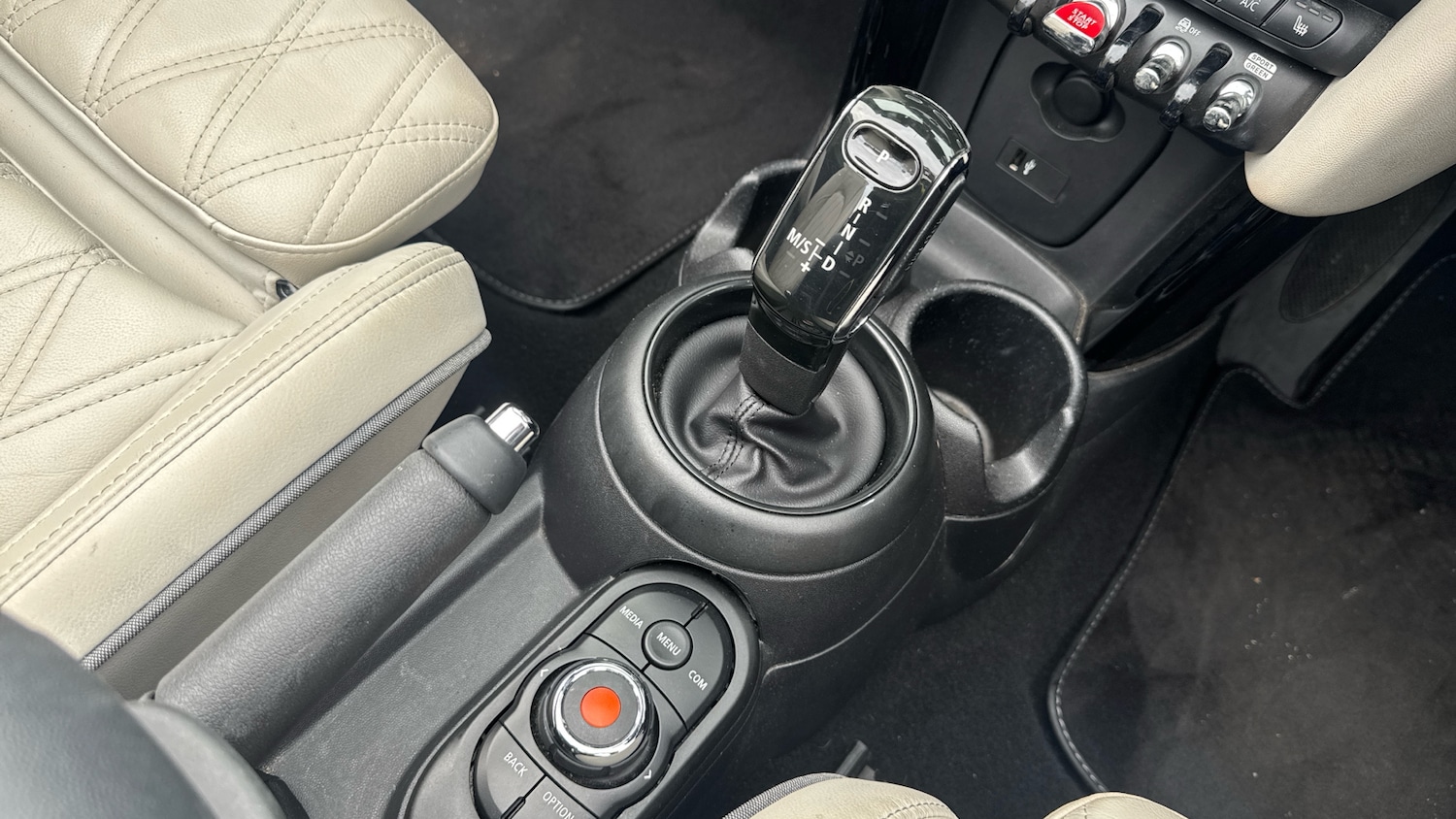 Used MINI Convertible 2021 for sale - 77325966: Photo 10