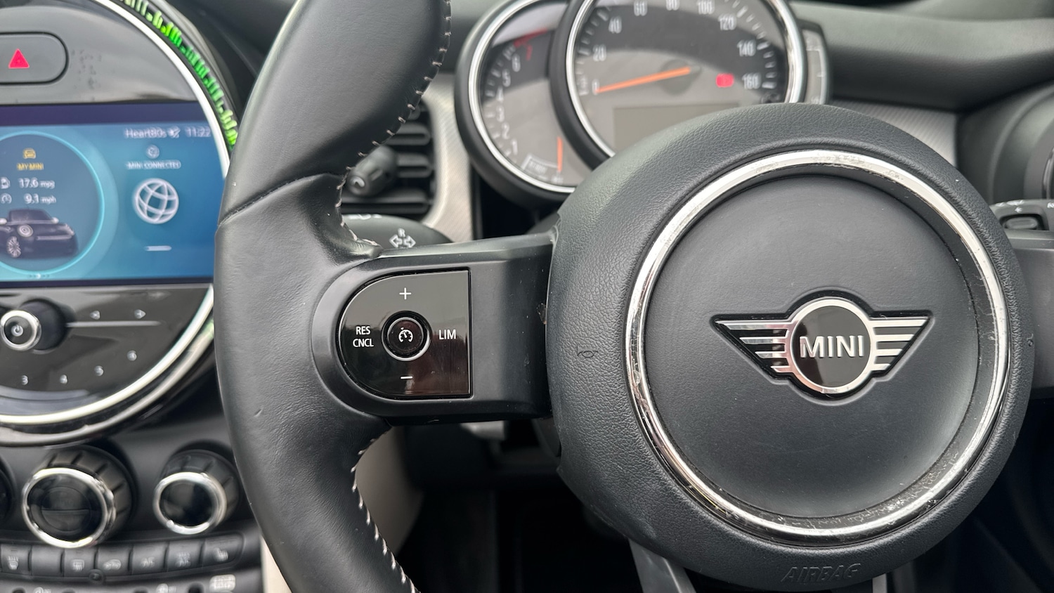 Used MINI Convertible 2021 for sale - 77325966: Photo 17