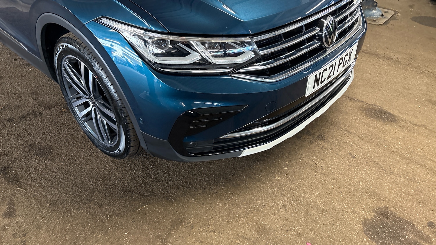 Used Volkswagen Tiguan 2021 for sale - 77776153: Photo 100