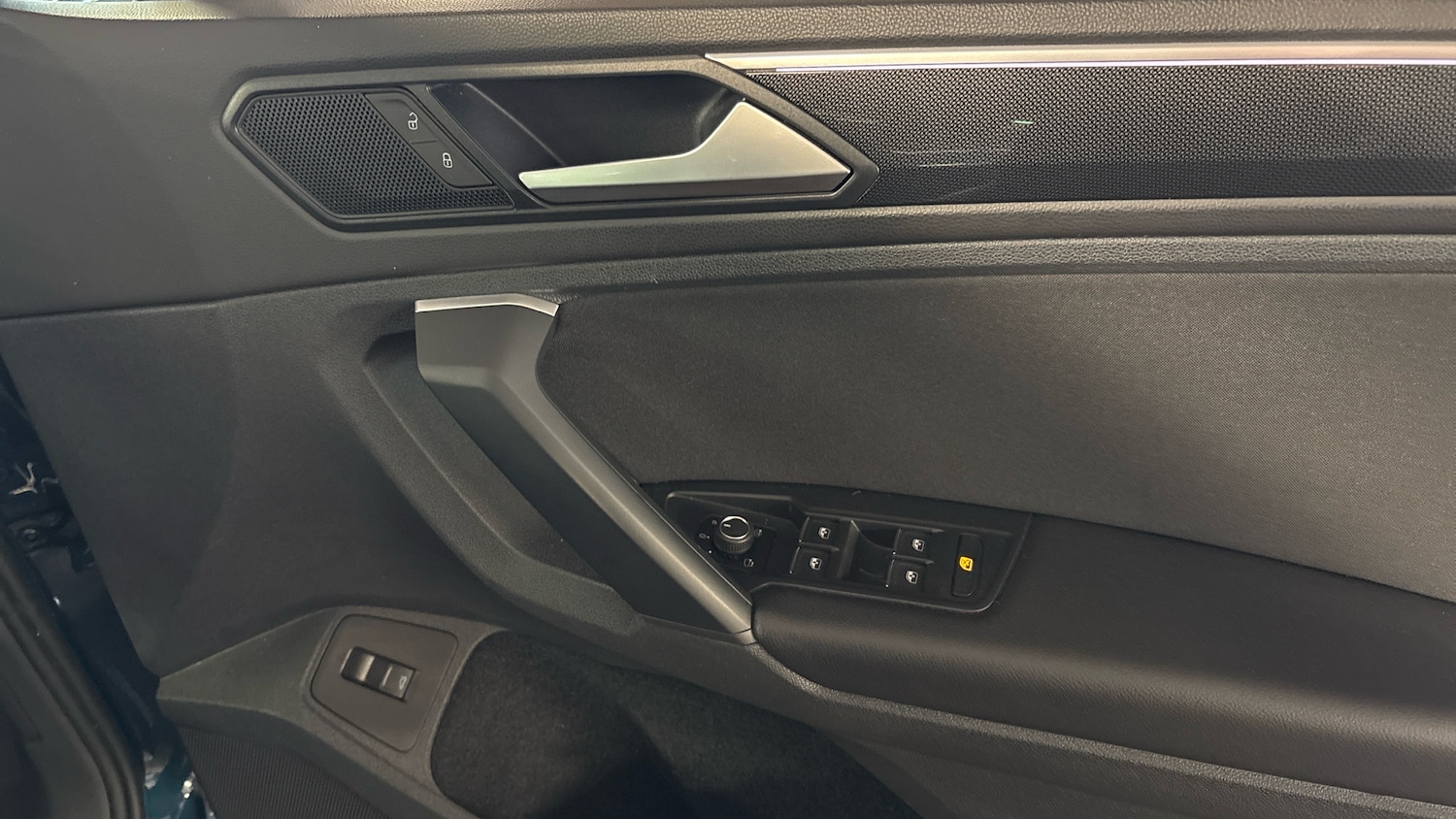 Used Volkswagen Tiguan 2021 for sale - 77776153: Photo 30