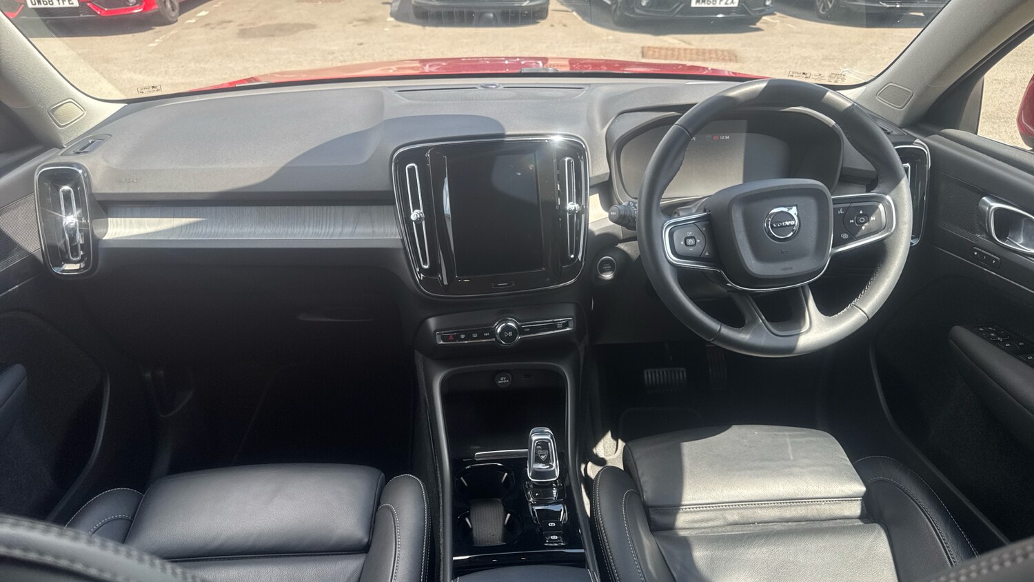 Used Volvo XC40 2022 for sale - 76436472: Photo 10
