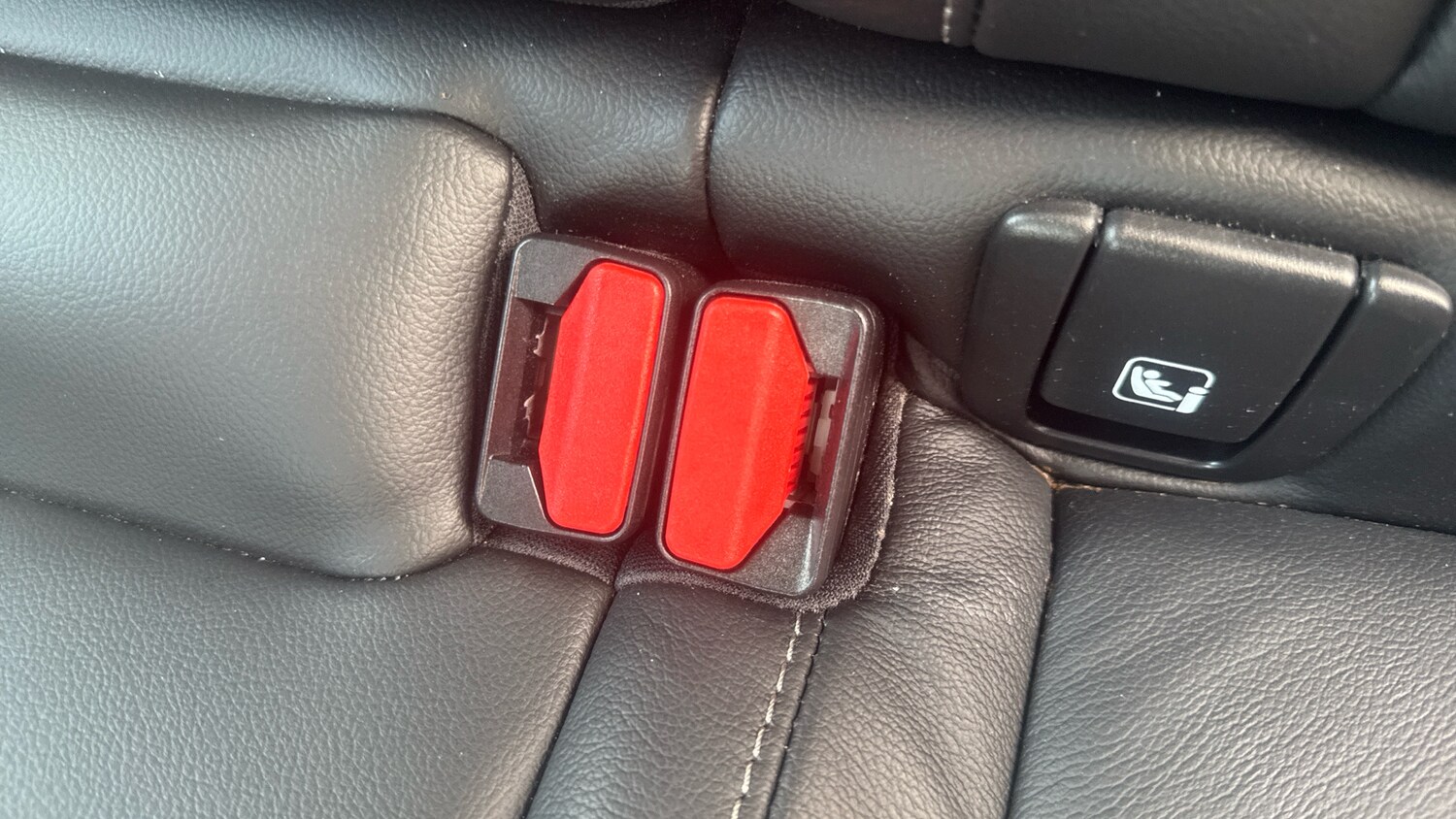 Used Volvo XC40 2022 for sale - 76436472: Photo 17