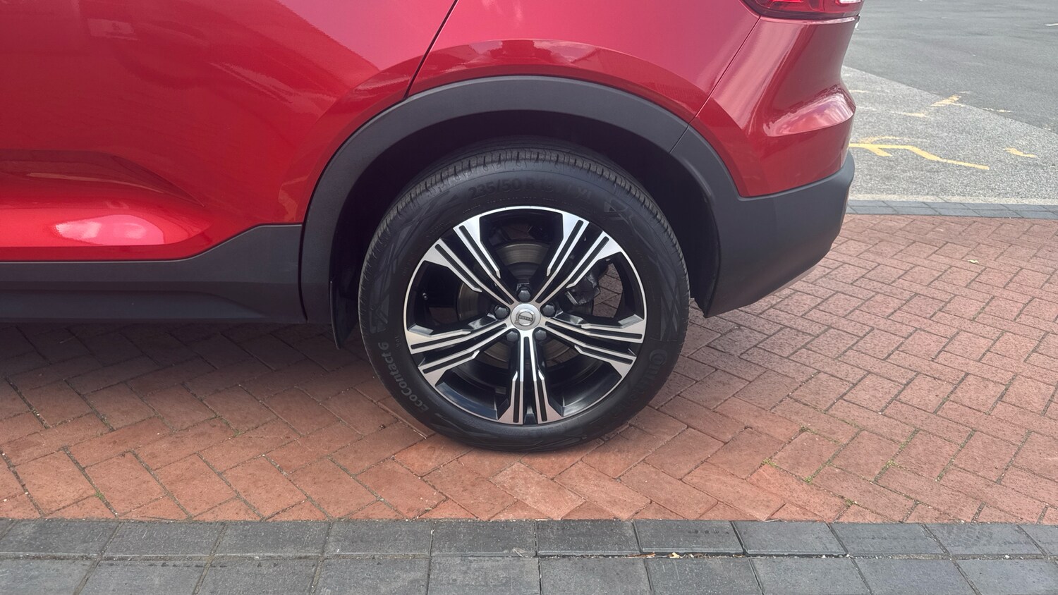 Used Volvo XC40 2022 for sale - 76436472: Photo 23