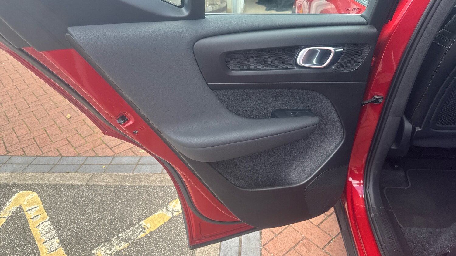 Used Volvo XC40 2022 for sale - 76436472: Photo 26