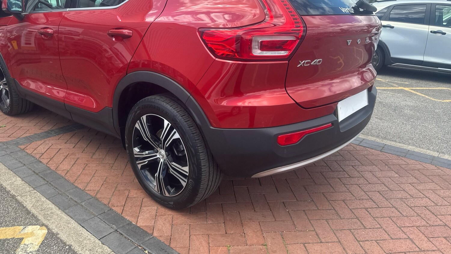 Used Volvo XC40 2022 for sale - 76436472: Photo 29