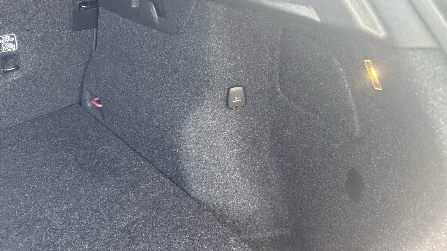 Used Volvo XC40 2022 for sale - 76436472: Photo 31