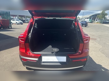 Used Volvo XC40 2022 for sale - 76436472: Photo