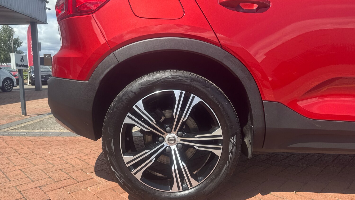 Used Volvo XC40 2022 for sale - 76436472: Photo 7