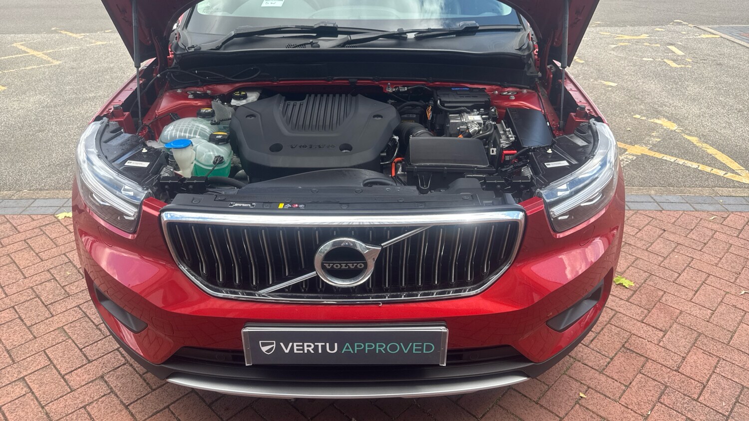 Used Volvo XC40 2022 for sale - 76436472: Photo 8