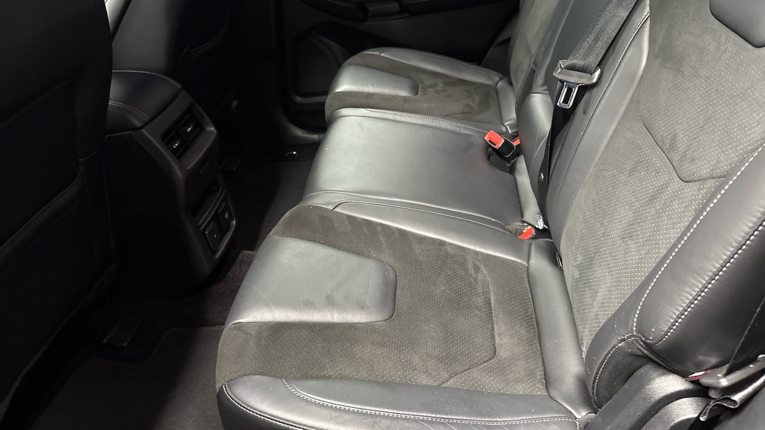 Used Ford Edge 2018 for sale - 77195165: Photo 16