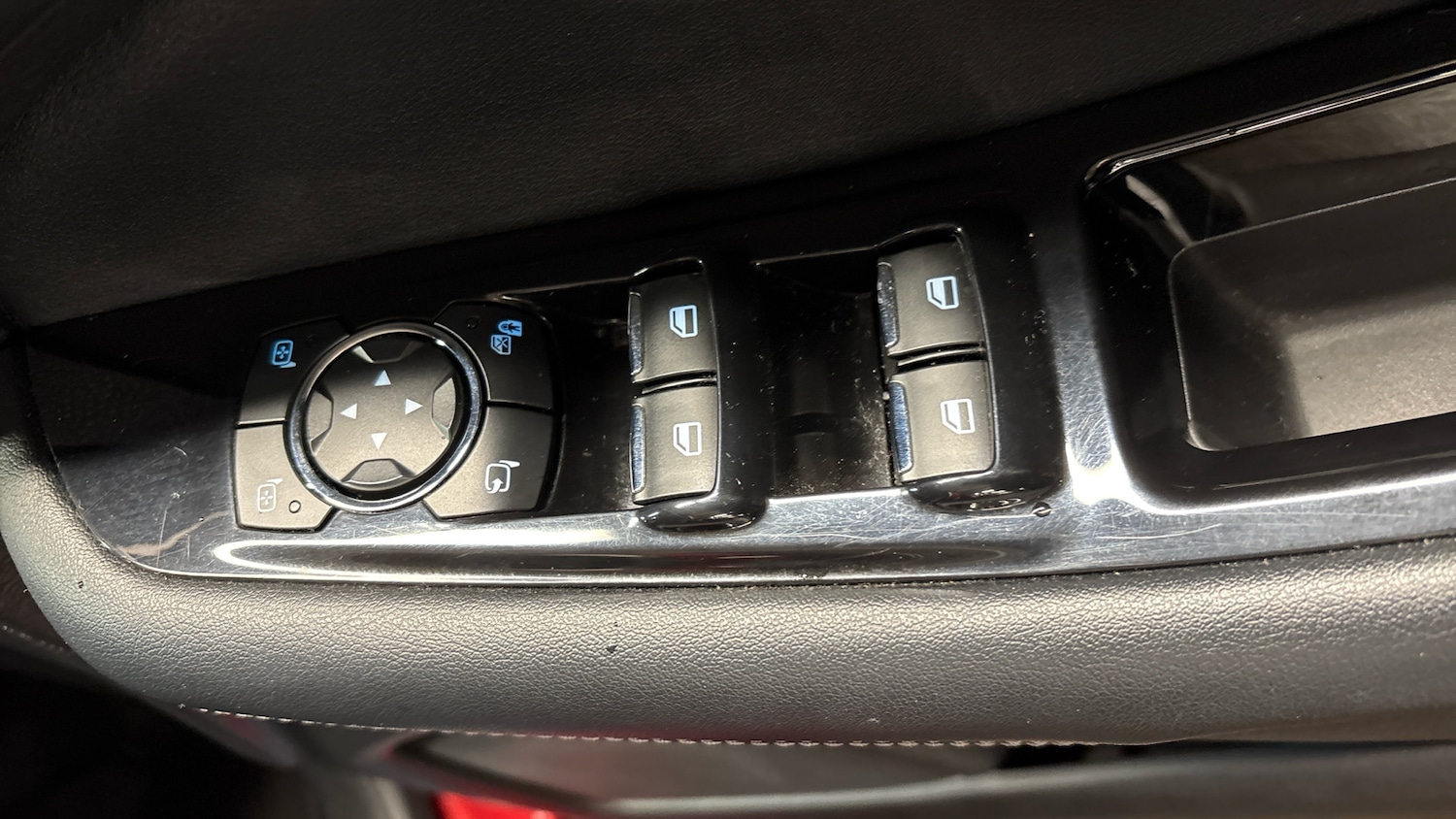 Used Ford Edge 2018 for sale - 77195165: Photo 28