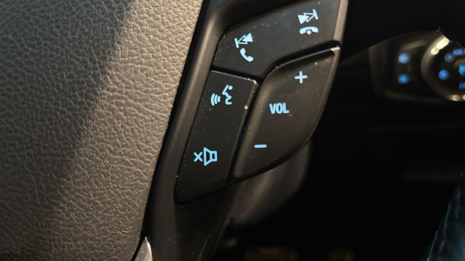 Used Ford Edge 2018 for sale - 77195165: Photo 37