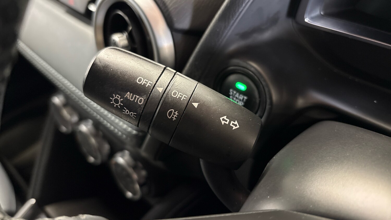 Used Mazda Mazda2 2022 for sale - 78223219: Photo 31