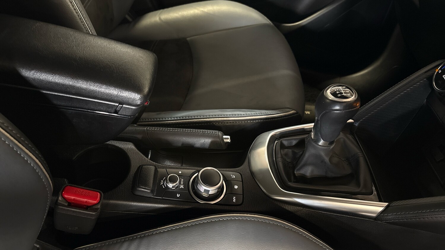 Used Mazda Mazda2 2022 for sale - 78223219: Photo 45