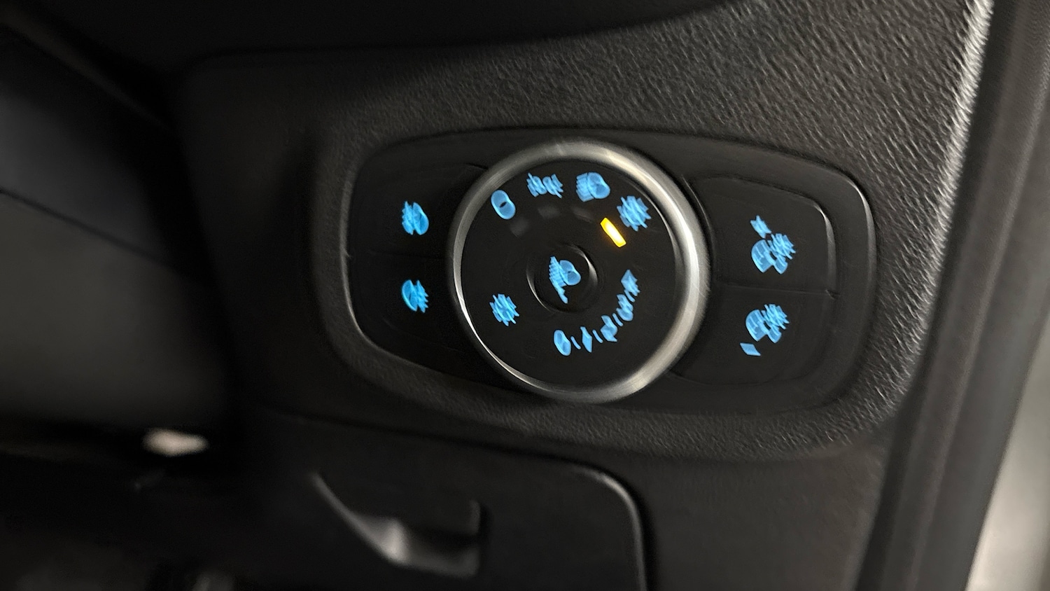 Used Ford Fiesta 2020 for sale - 77210930: Photo 26