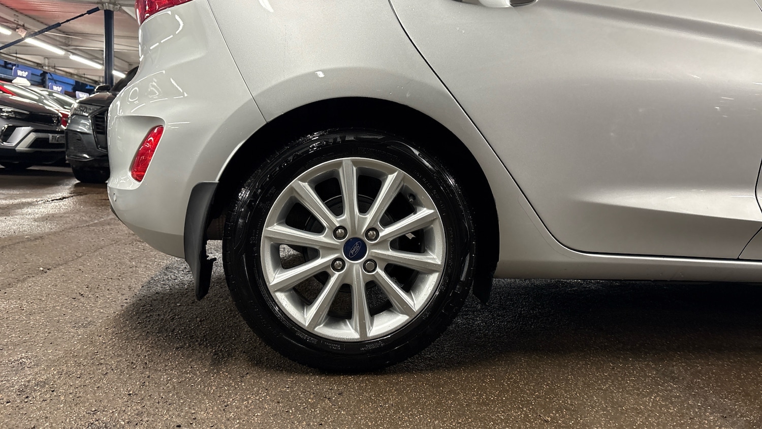 Used Ford Fiesta 2020 for sale - 77210930: Photo 7