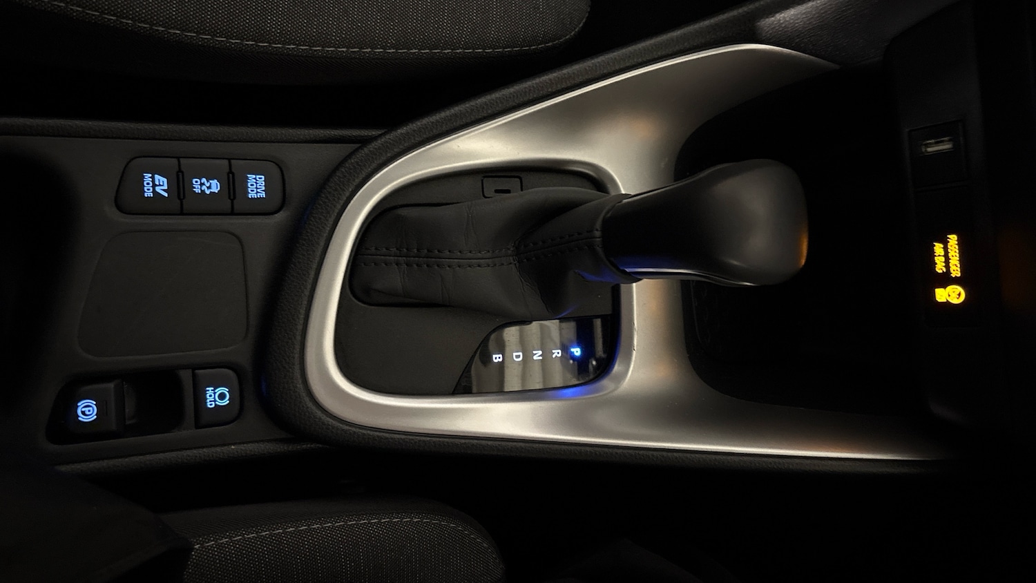 Used Toyota Yaris 2023 for sale - 77446127: Photo 46