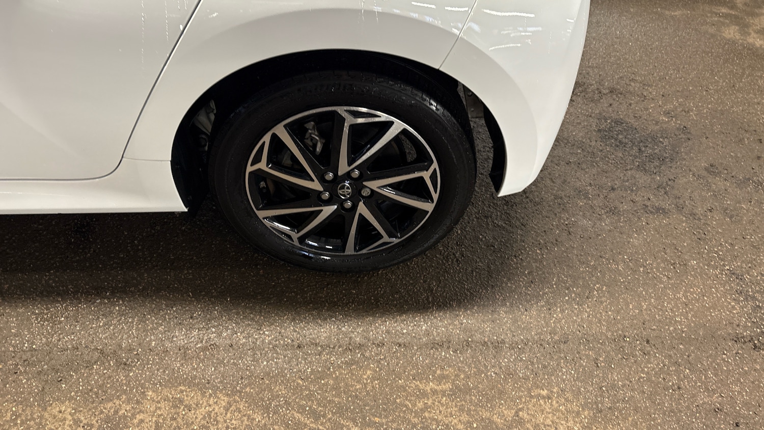 Used Toyota Yaris 2023 for sale - 77446127: Photo 69