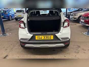 Used Renault Captur 2024 for sale - 75871477: Photo