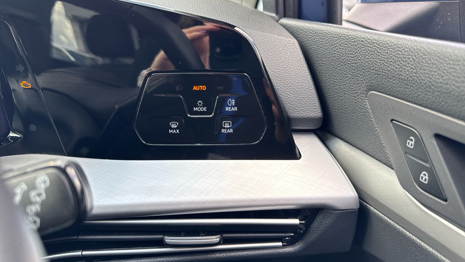 Used Volkswagen Golf 2024 for sale - 76184338: Photo 49