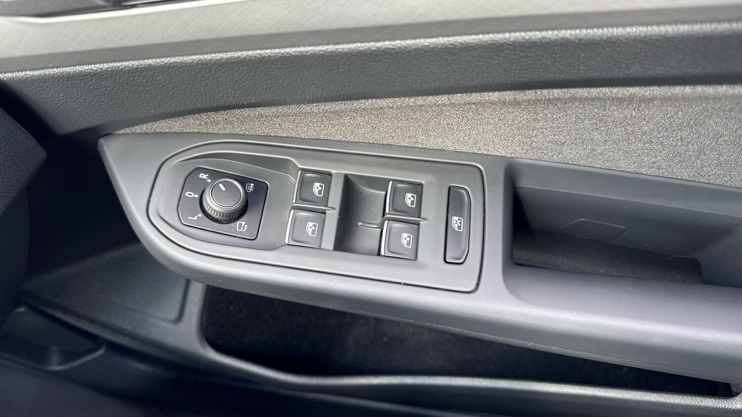 Used Volkswagen Golf 2024 for sale - 76184338: Photo 51