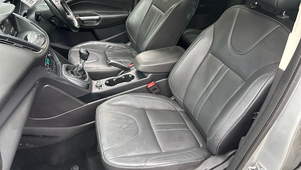 Used Ford Kuga 2016 for sale - 76249267: Photo 41