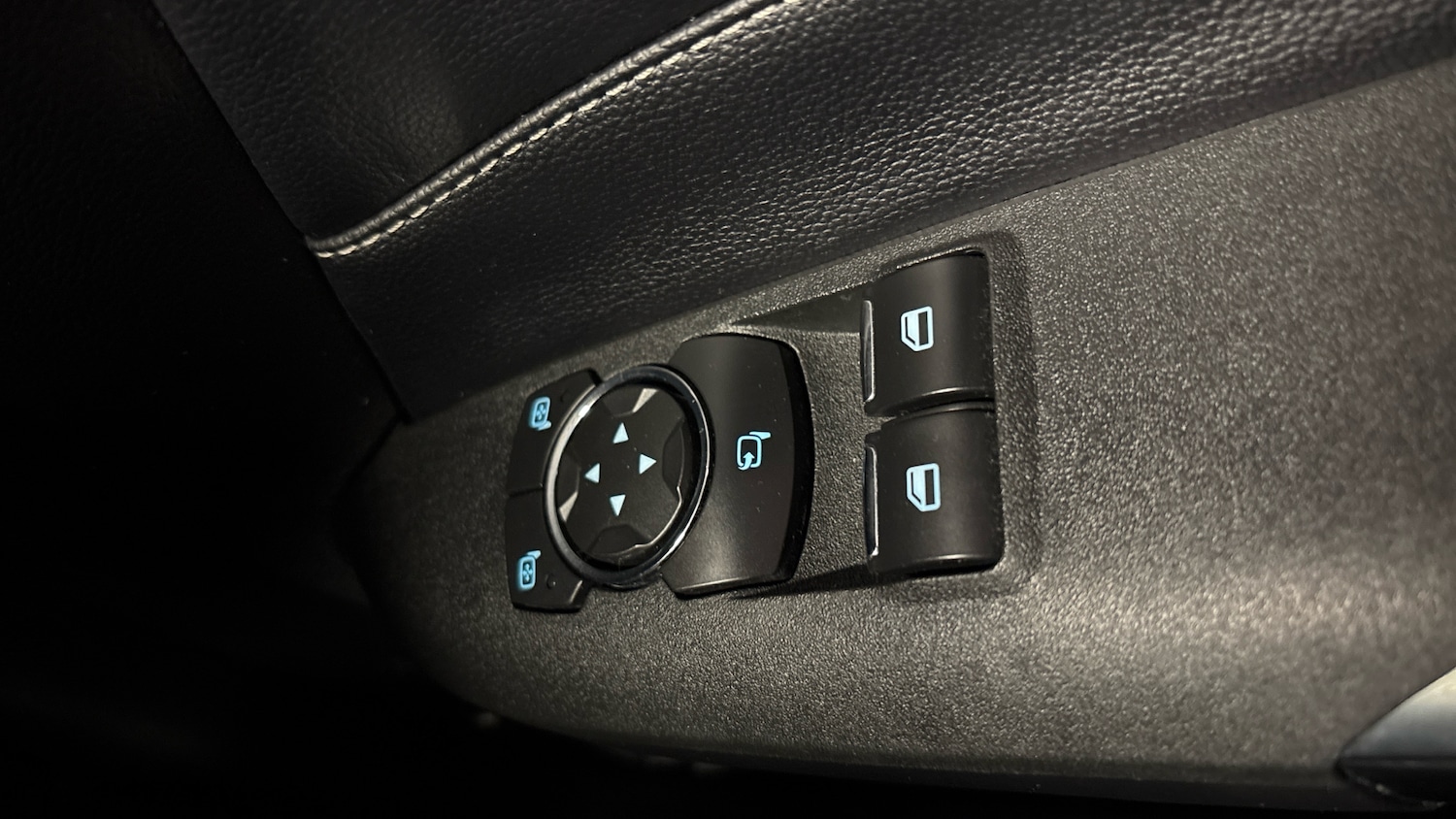 Used Ford Mustang 2020 for sale - 77893245: Photo 22