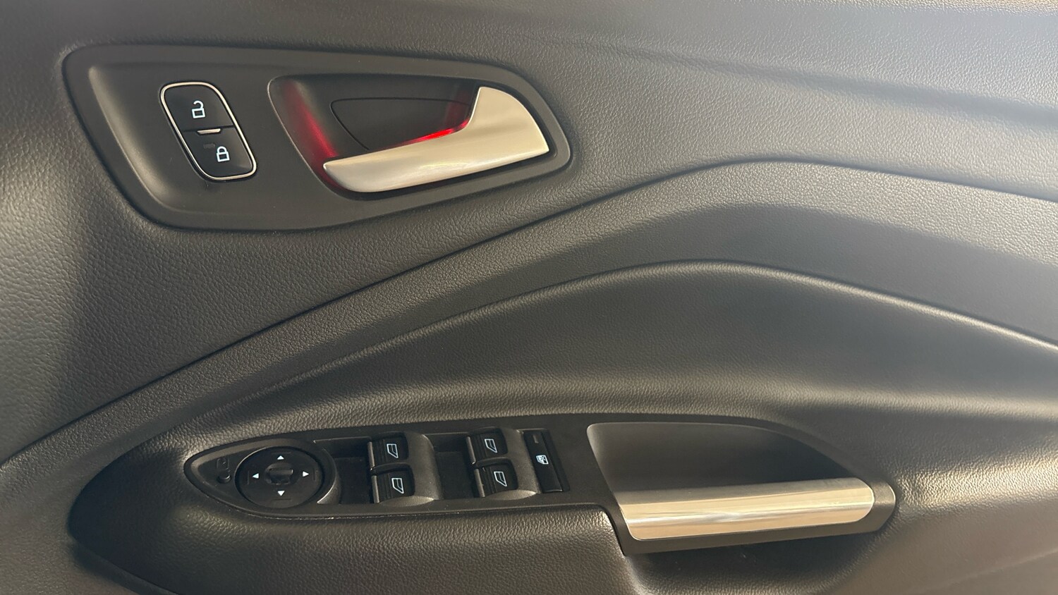 Used Ford Kuga 2019 for sale - 77901431: Photo 23