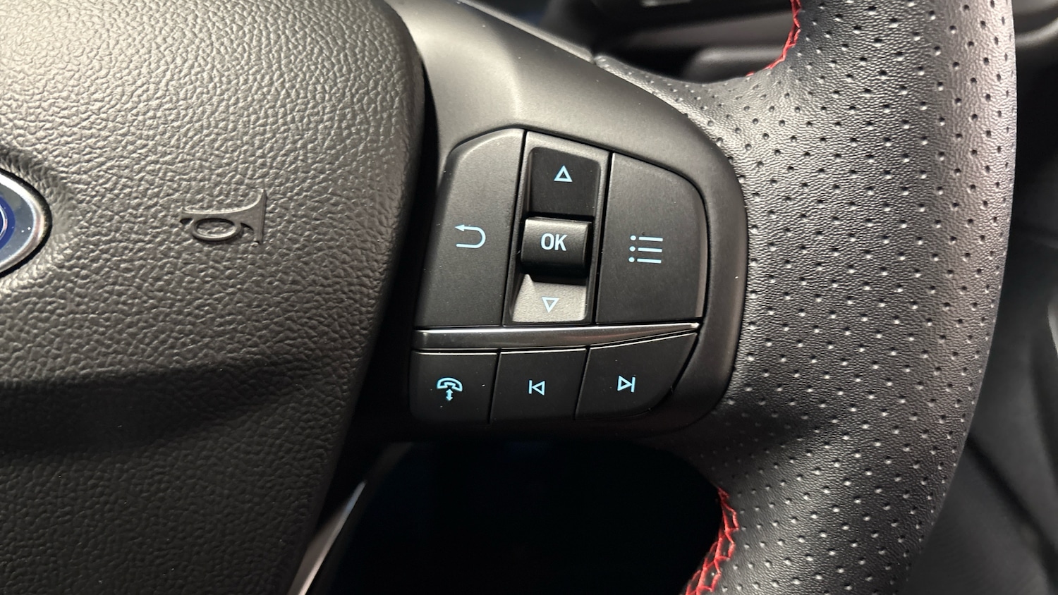 Used Ford Kuga 2025 for sale - 76449226: Photo 37