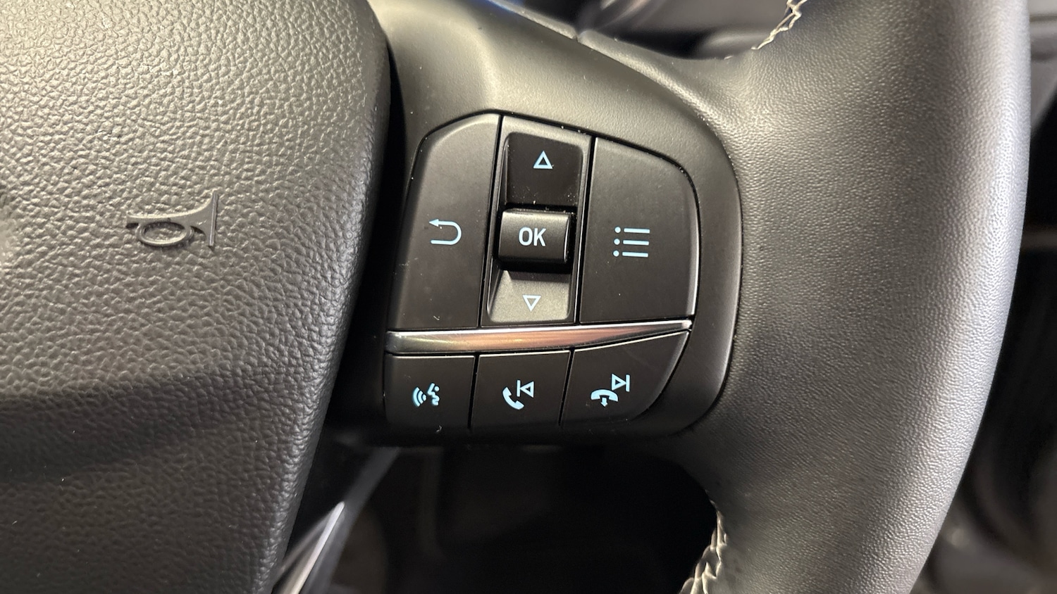 Used Ford Kuga 2023 for sale - 76143023: Photo 34