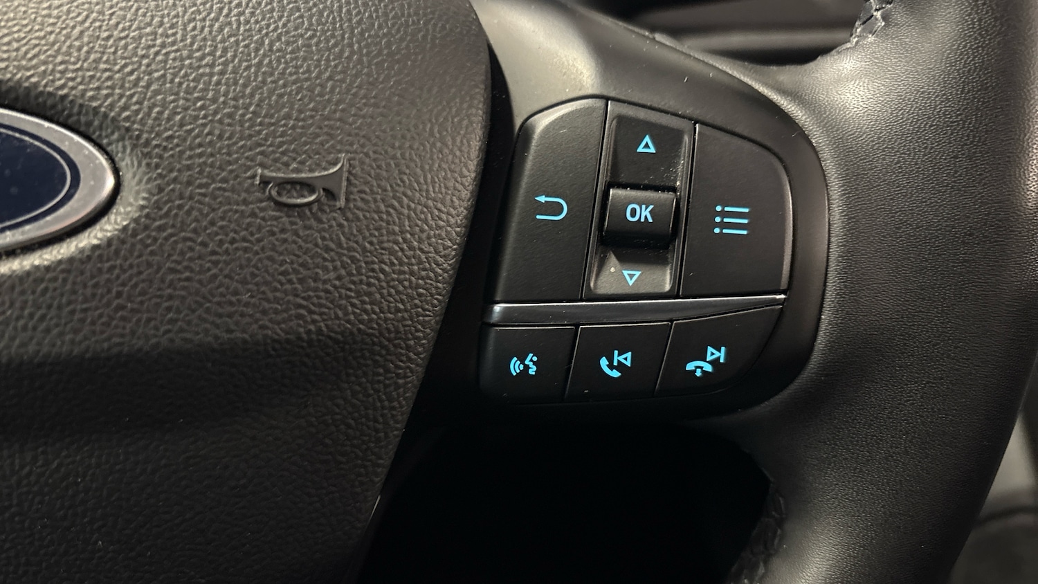 Used Ford Focus 2023 for sale - 76748017: Photo 28