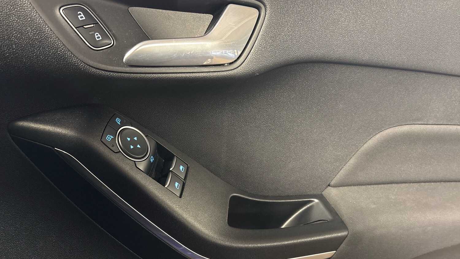 Used Ford Fiesta 2017 for sale - 77790103: Photo 23