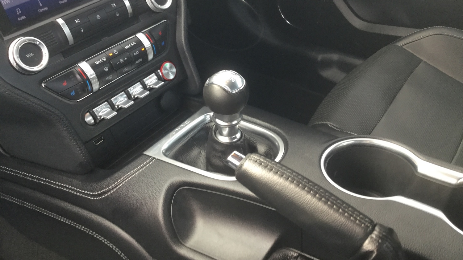 Used Ford Mustang 2021 for sale - 76396830: Photo 16