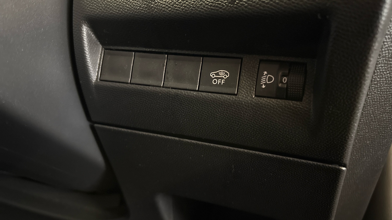 Used Peugeot 2008 2023 for sale - 77845161: Photo 26