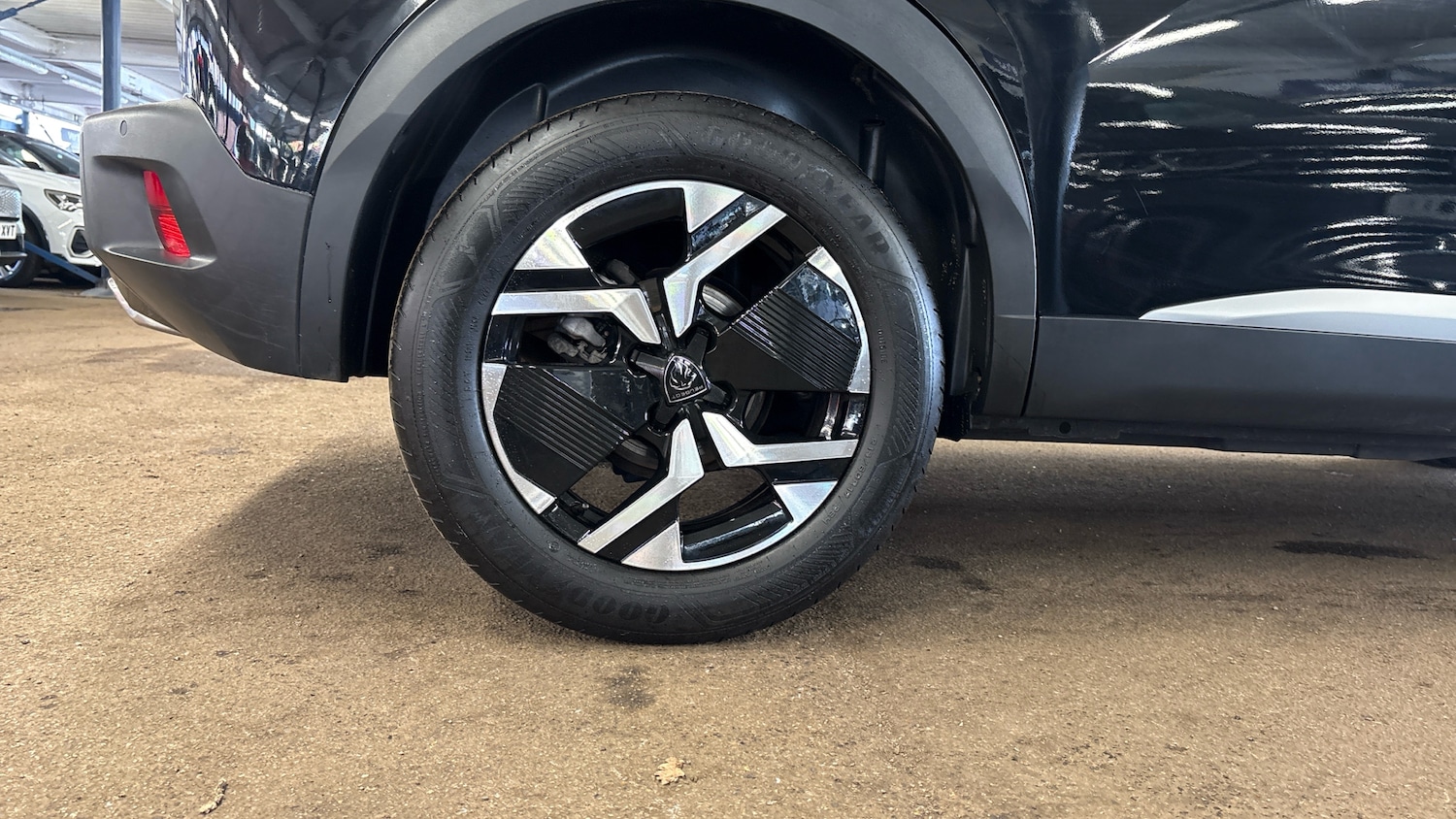 Used Peugeot 2008 2023 for sale - 77845161: Photo 7