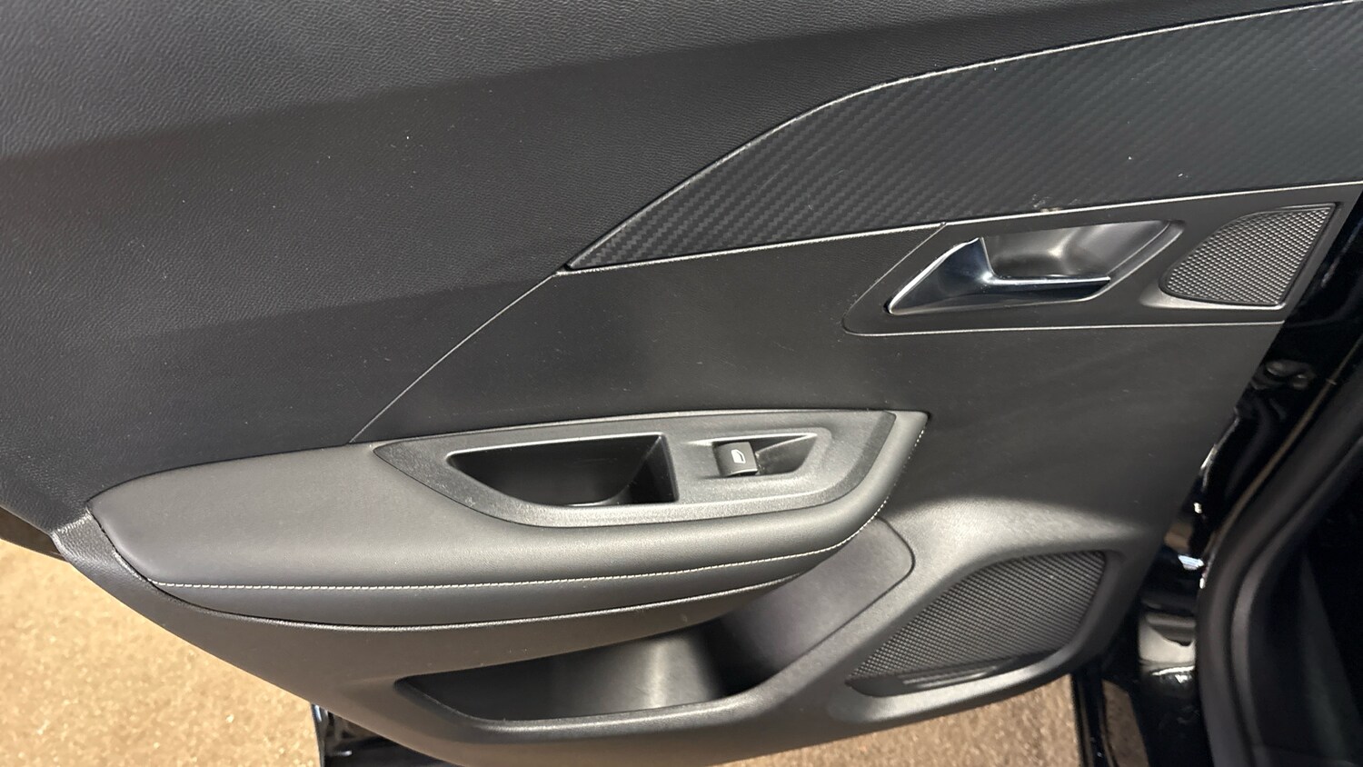 Used Peugeot 2008 2023 for sale - 77845161: Photo 76