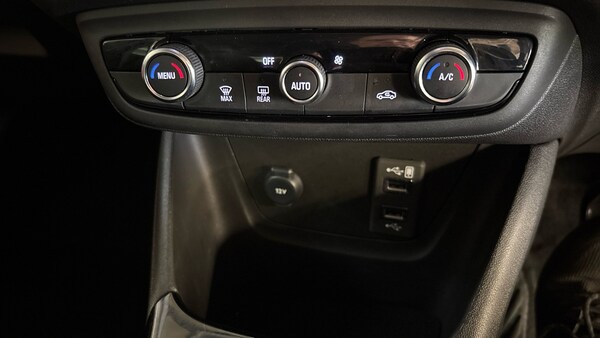 Used Vauxhall Crossland 2023 for sale - 75470166: Photo 39