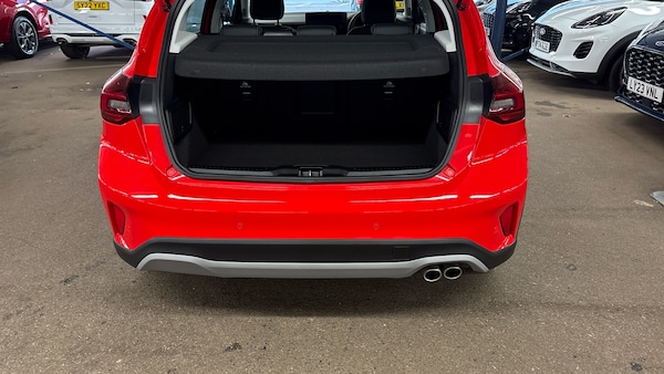 Used Ford Focus 2024 for sale - 76206559: Photo 4
