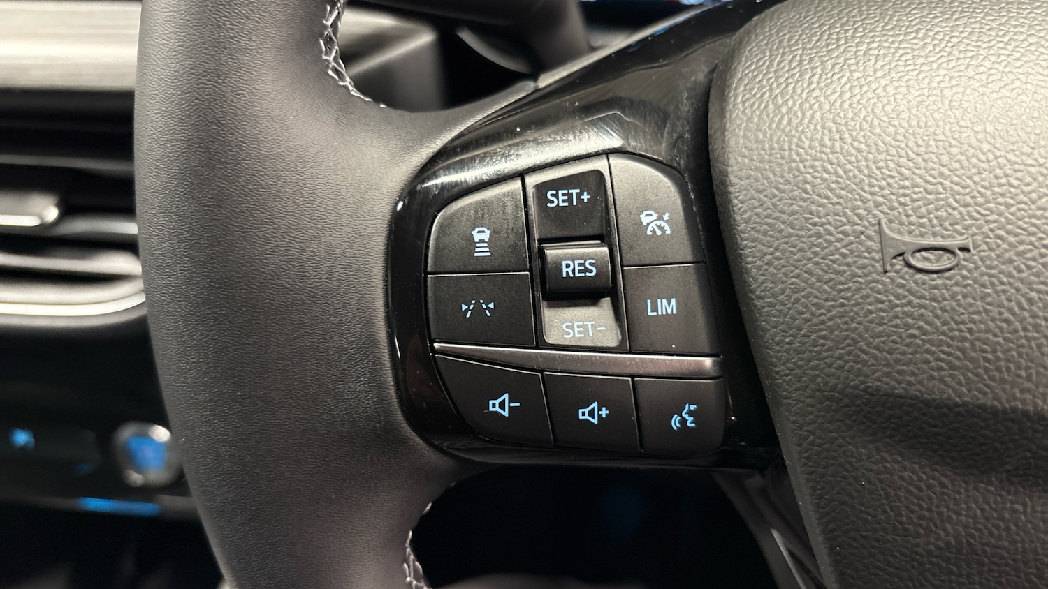 Used Ford Kuga 2025 for sale - 76795050: Photo 30