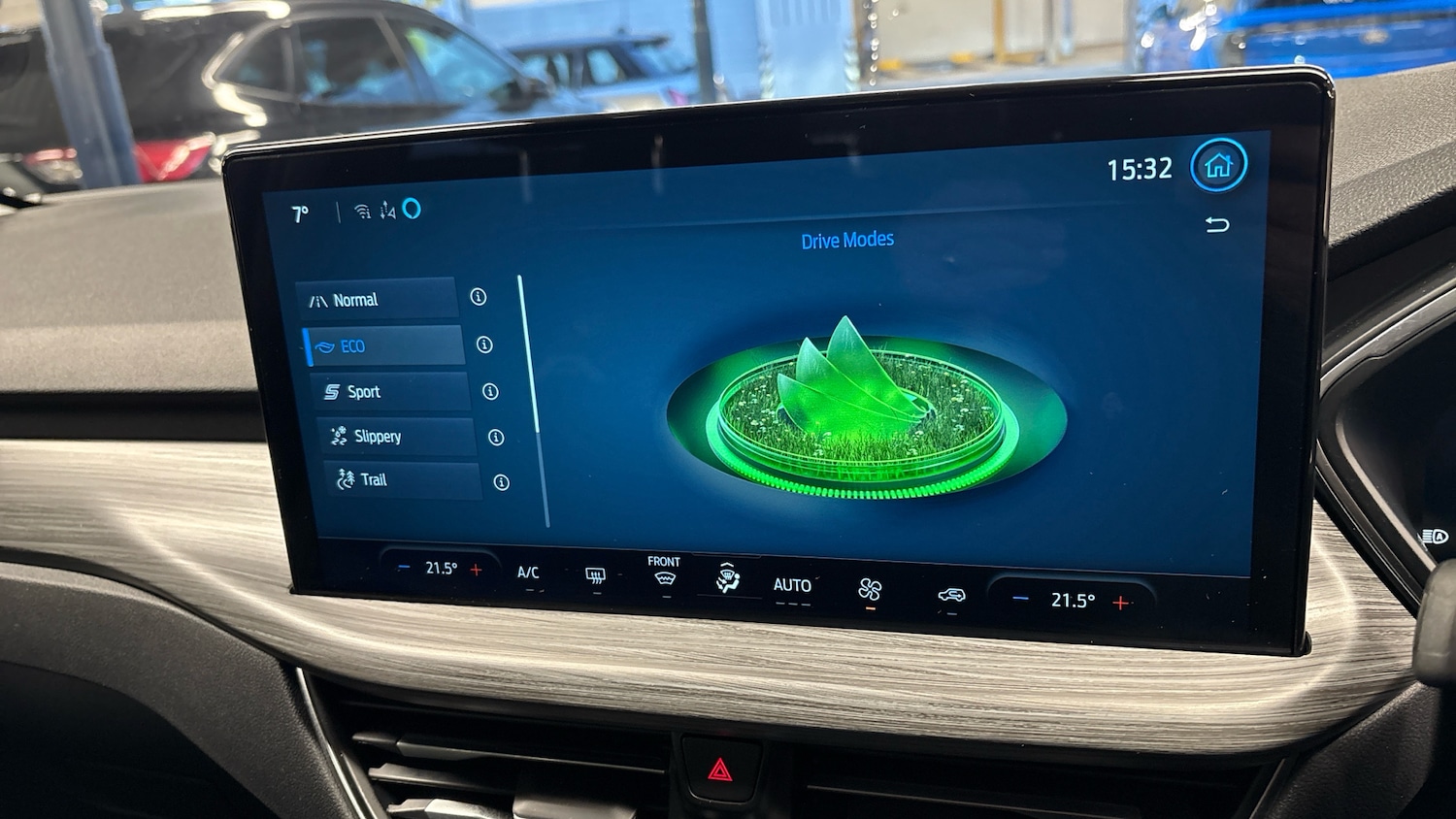 Used Ford Kuga 2025 for sale - 76795050: Photo 44